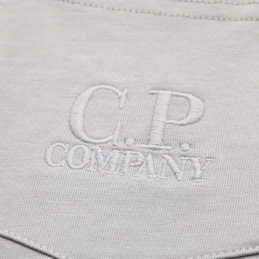 Brand: [C.P.COMPANY] Fabric: 100% cotton Sizes: M L XL. XXL Color: Black. apricot. Blue. Gray. Craft: Embroidery